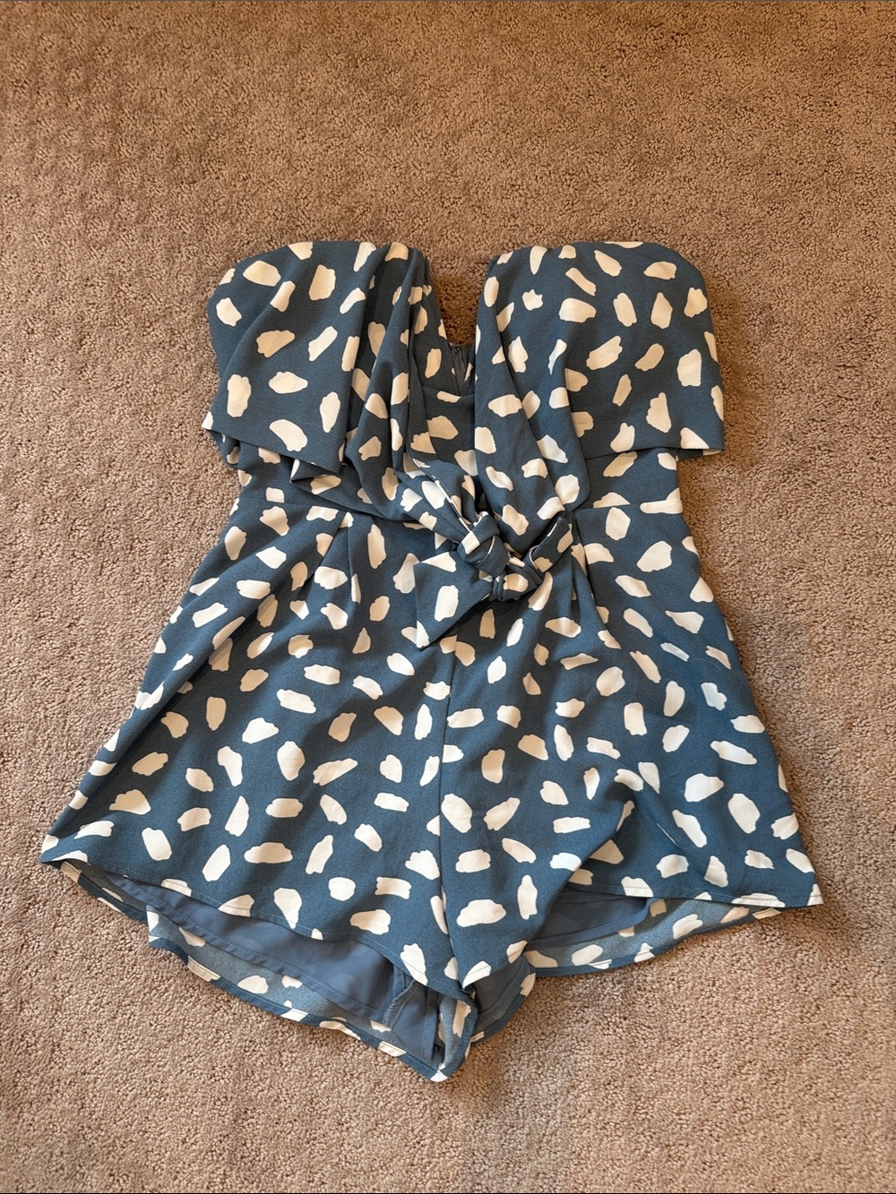 Blue Blush Blue & White Strapless Knot-Front One-Piece Romper